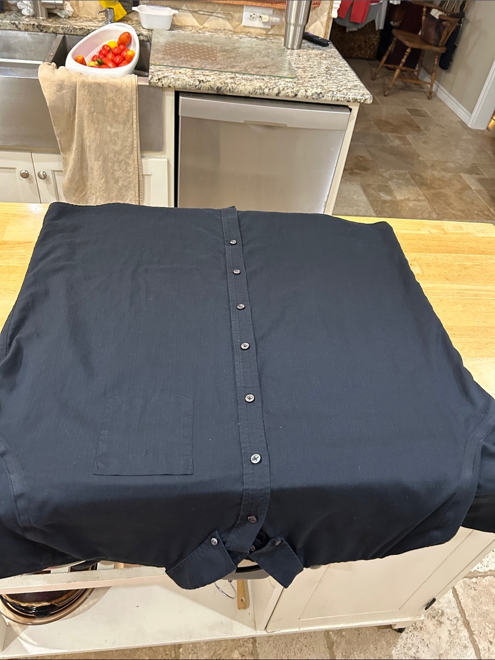 croft & barrow Black Short-Sleeve Button-Down Shirt - Picture 14 of 16